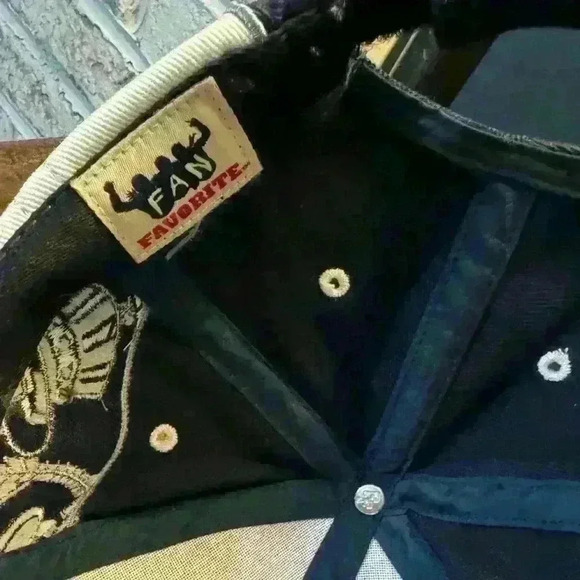 Vintage New York Yankees Strapback Hat Big Side Logo Color Block Fan Favorite - Picture 10 of 12